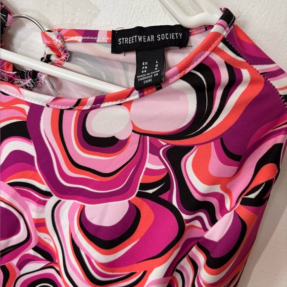 🎉4/30$🎉 Streetwear Society Pink Psychedelic Long Sleeve Crop Top - Size Large - Picture 2 of 5